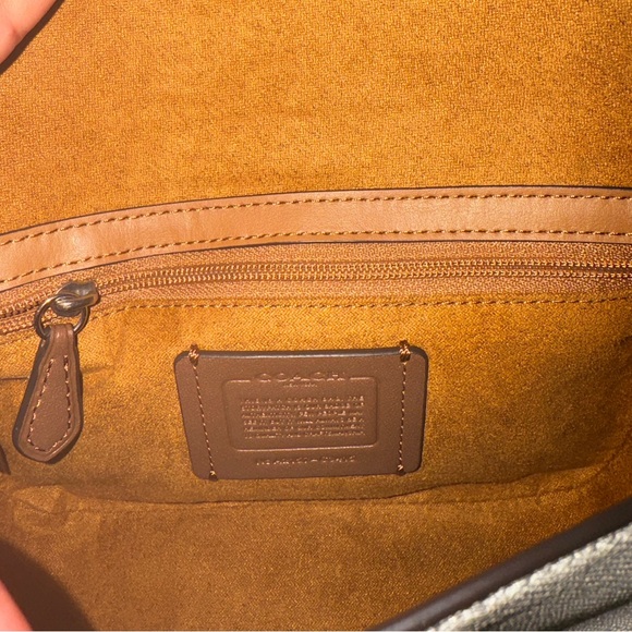 Coach Purse - Picture 7 of 8